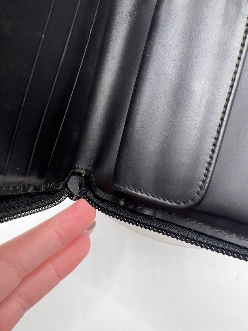 7049. Authentic Gucci Black GG Canvas Zip Around Bifold Wallet. - Picture 16 of 16